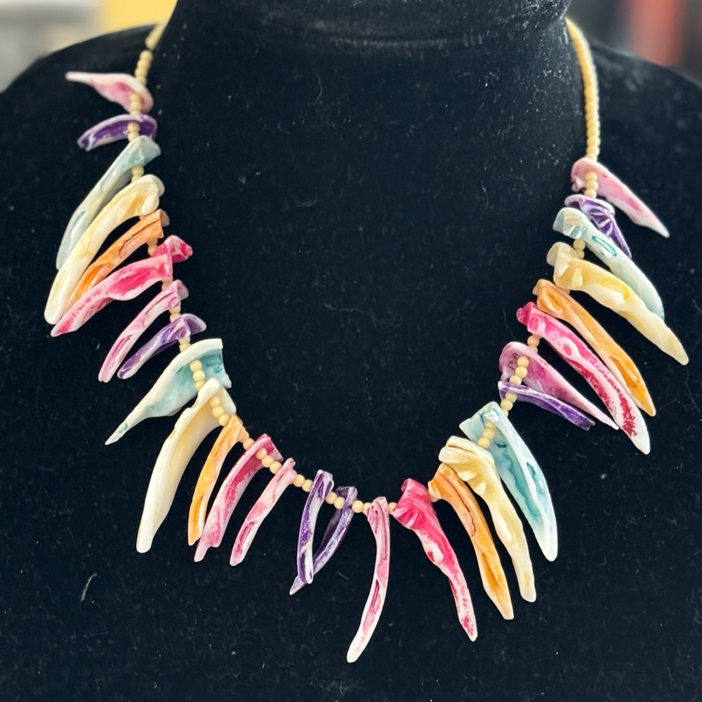 Multi-Color Abalone Shell Beach Vibes/Sea Life Vi… - image 1